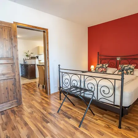 Tempfer 2 & With New Wellness 4* Kranjska Gora