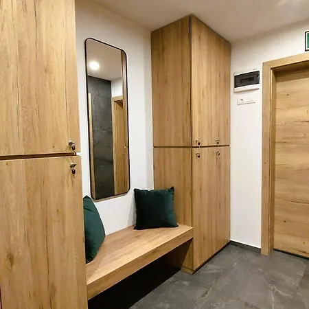 Tempfer 2 & With New Wellness Guest house