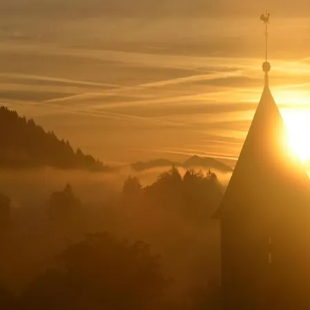 Tempfer 2 & With New Wellness Guest house