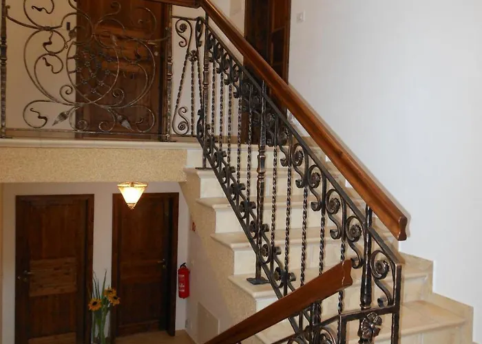 게스트하우스 Tempfer 2 & With New Wellness